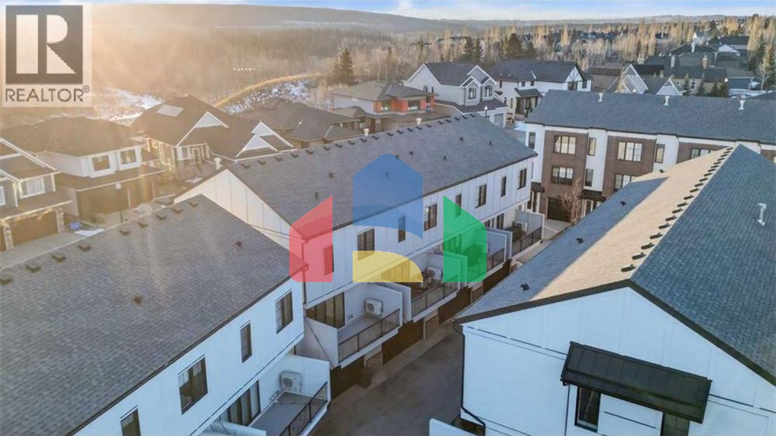 Residential - Single Family Home - Calgary, Canada - Canada