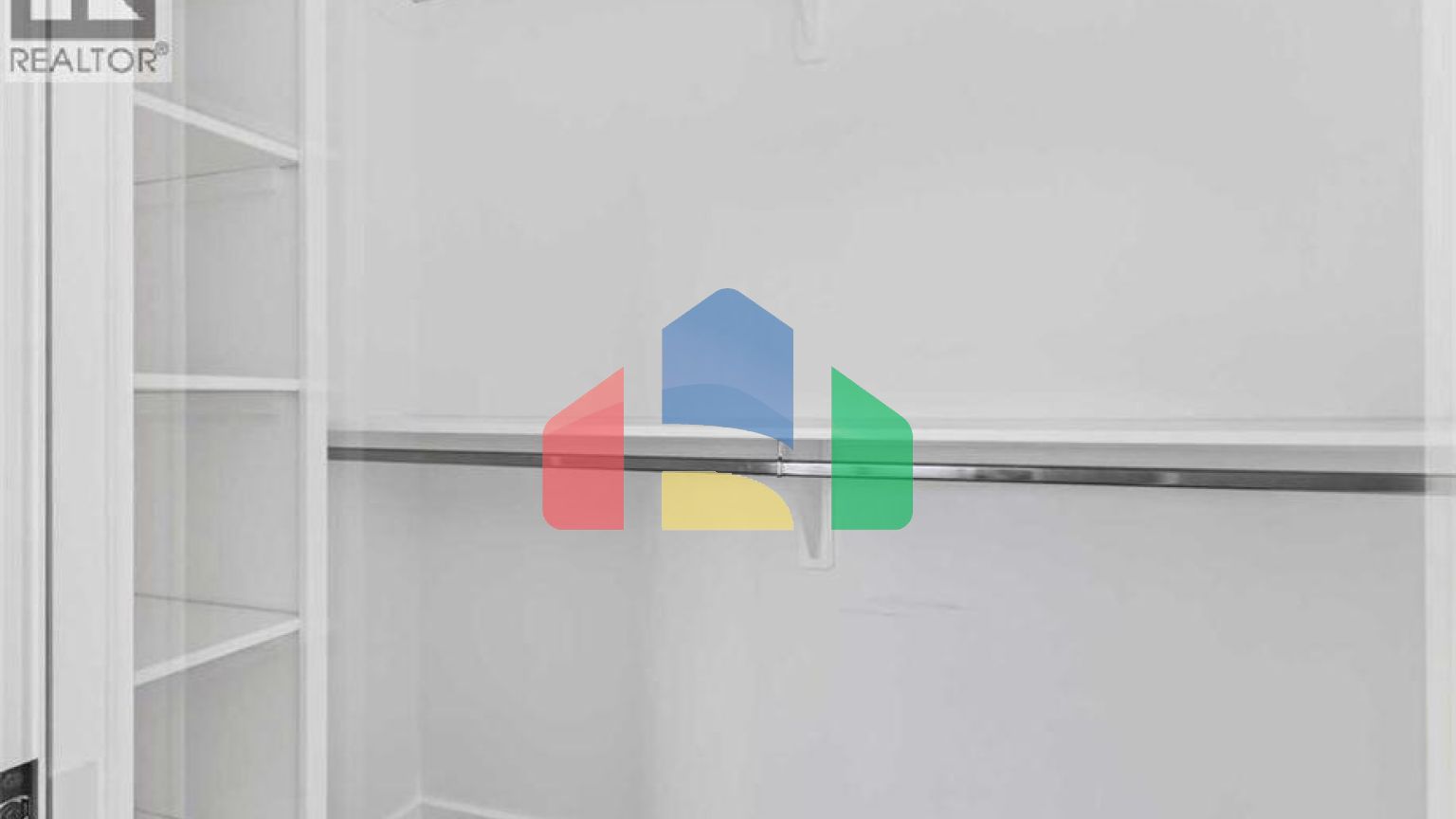 Residential - Single Family Home - Calgary, Canada - Canada