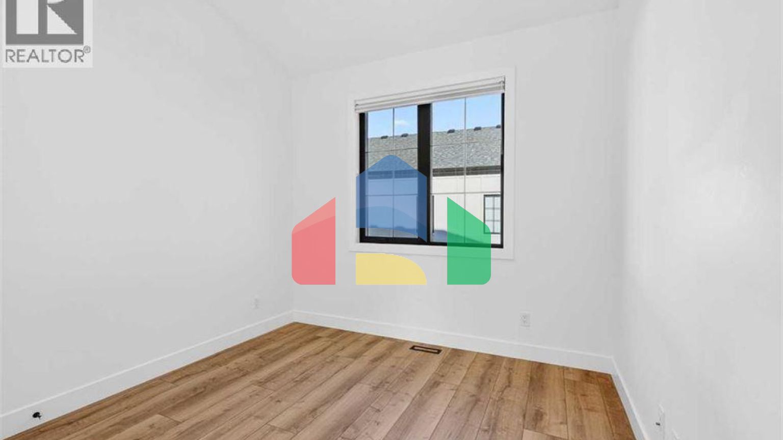 Residential - Single Family Home - Calgary, Canada - Canada