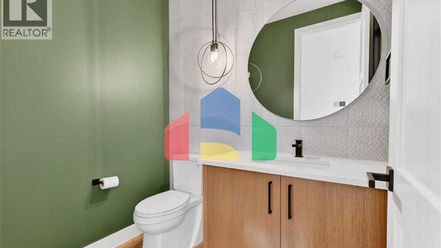 Residential - Single Family Home - Calgary, Canada - Canada