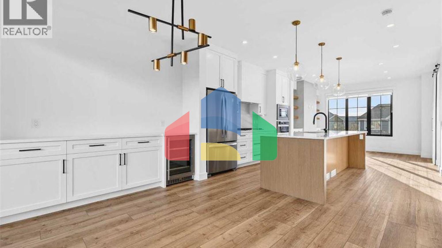 Residential - Single Family Home - Calgary, Canada - Canada