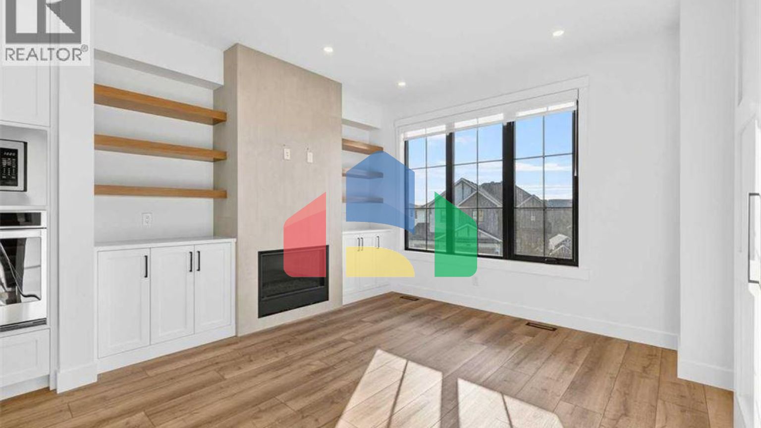 Residential - Single Family Home - Calgary, Canada - Canada