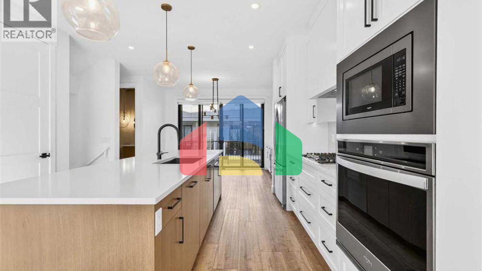 Residential - Single Family Home - Calgary, Canada - Canada