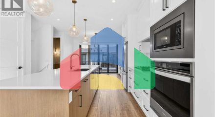 Residential - Single Family Home - Calgary, Canada - Canada