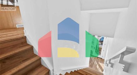 Residential - Single Family Home - Calgary, Canada - Canada