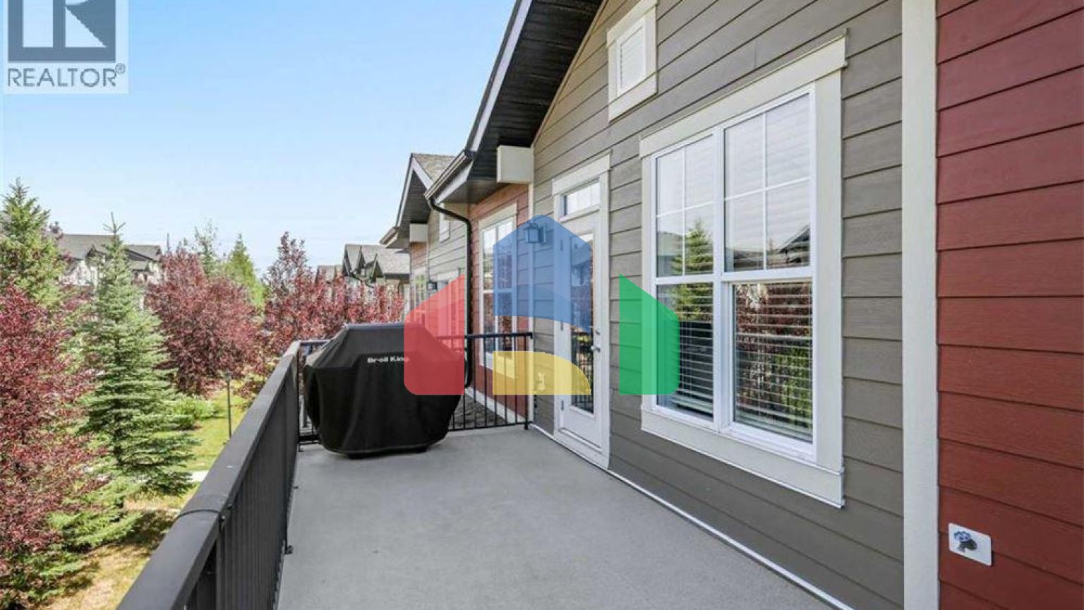 Residential - Townhouse - Calgary, Canada - Canada