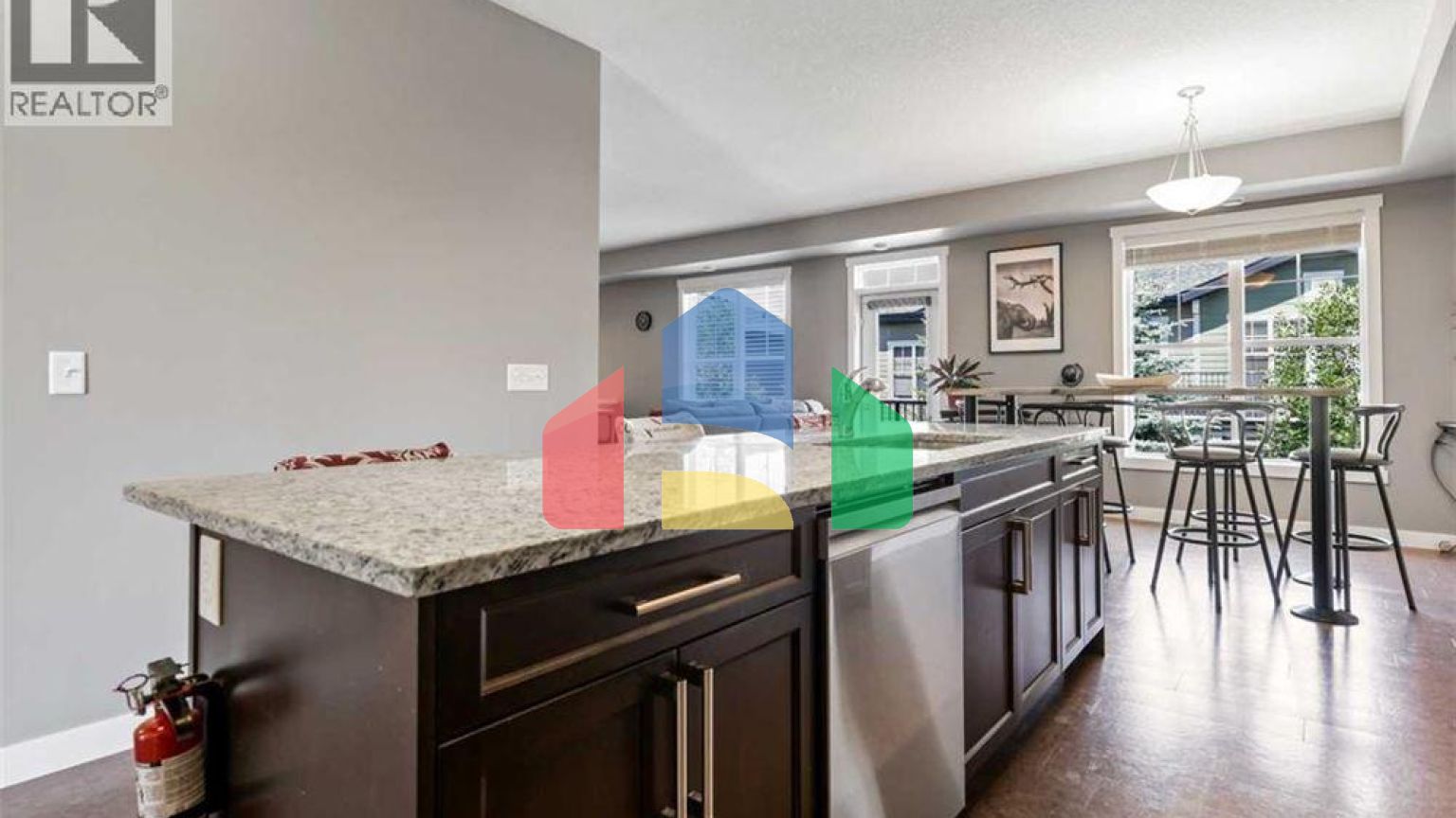 Residential - Townhouse - Calgary, Canada - Canada