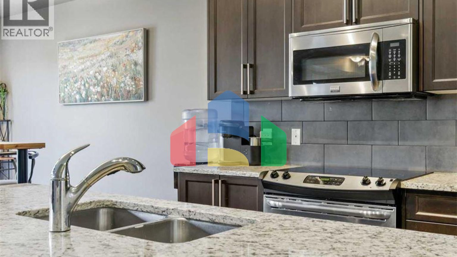 Residential - Townhouse - Calgary, Canada - Canada