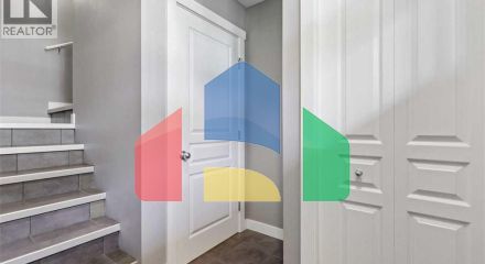 Residential - Townhouse - Calgary, Canada - Canada