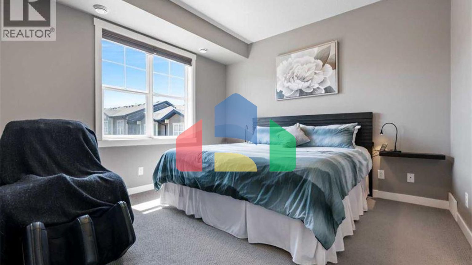 Residential - Townhouse - Calgary, Canada - Canada