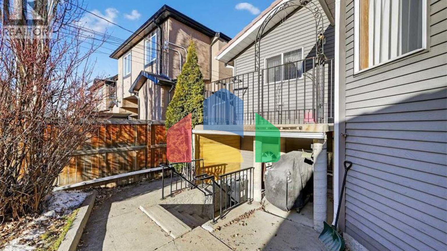 Residential - Single Family Home - Calgary, Canada - Canada