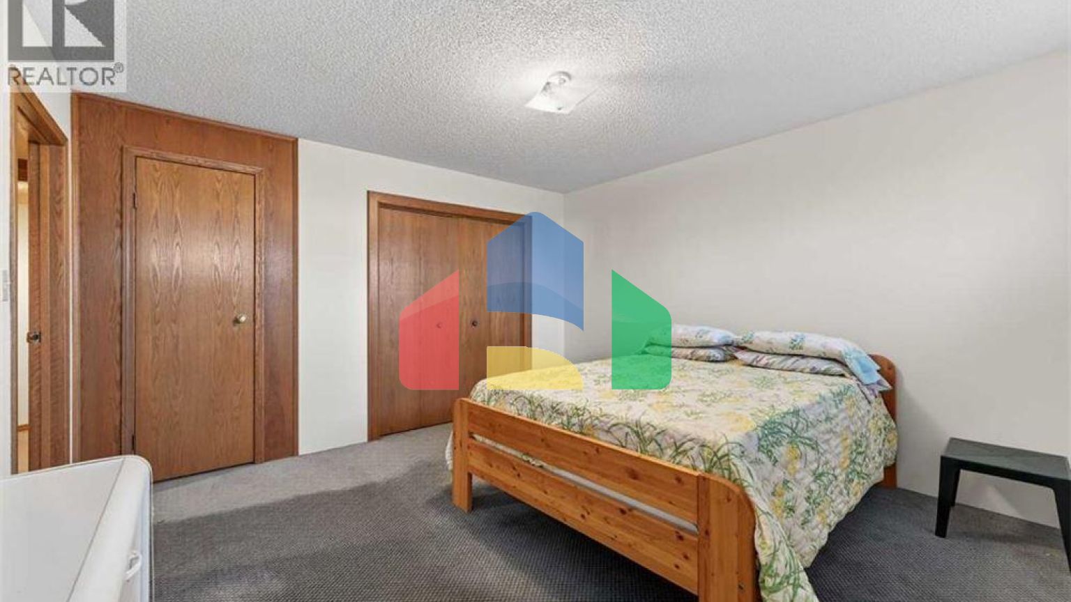 Residential - Single Family Home - Calgary, Canada - Canada