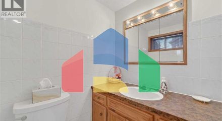 Residential - Single Family Home - Calgary, Canada - Canada