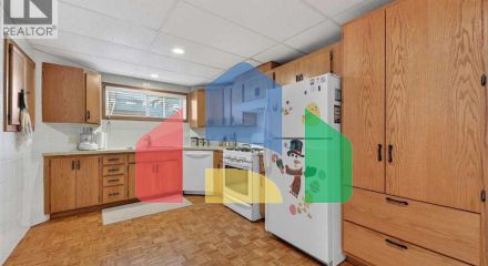 Residential - Single Family Home - Calgary, Canada - Canada