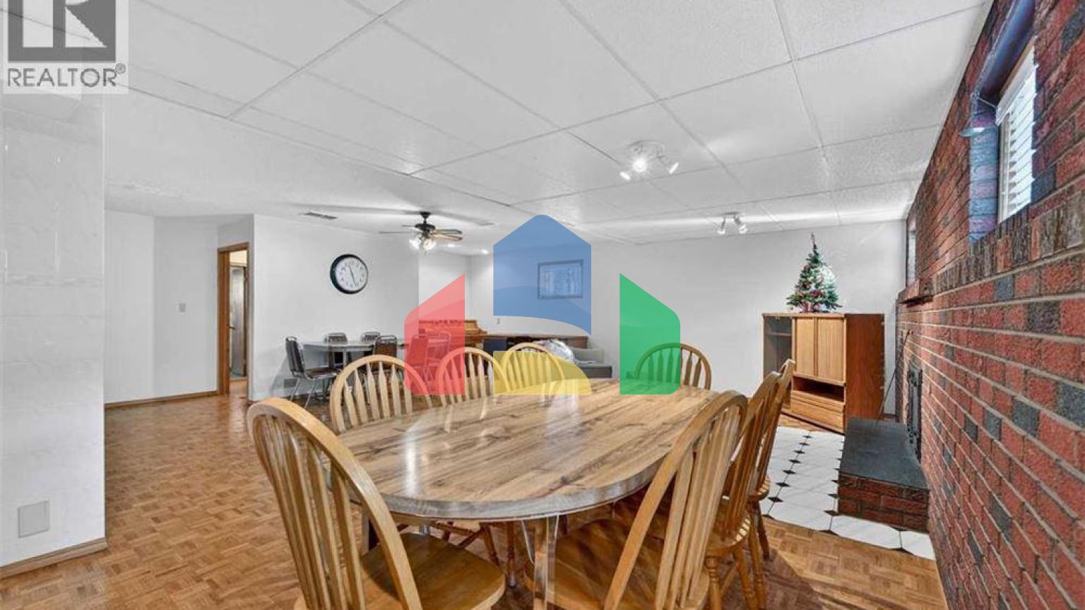 Residential - Single Family Home - Calgary, Canada - Canada