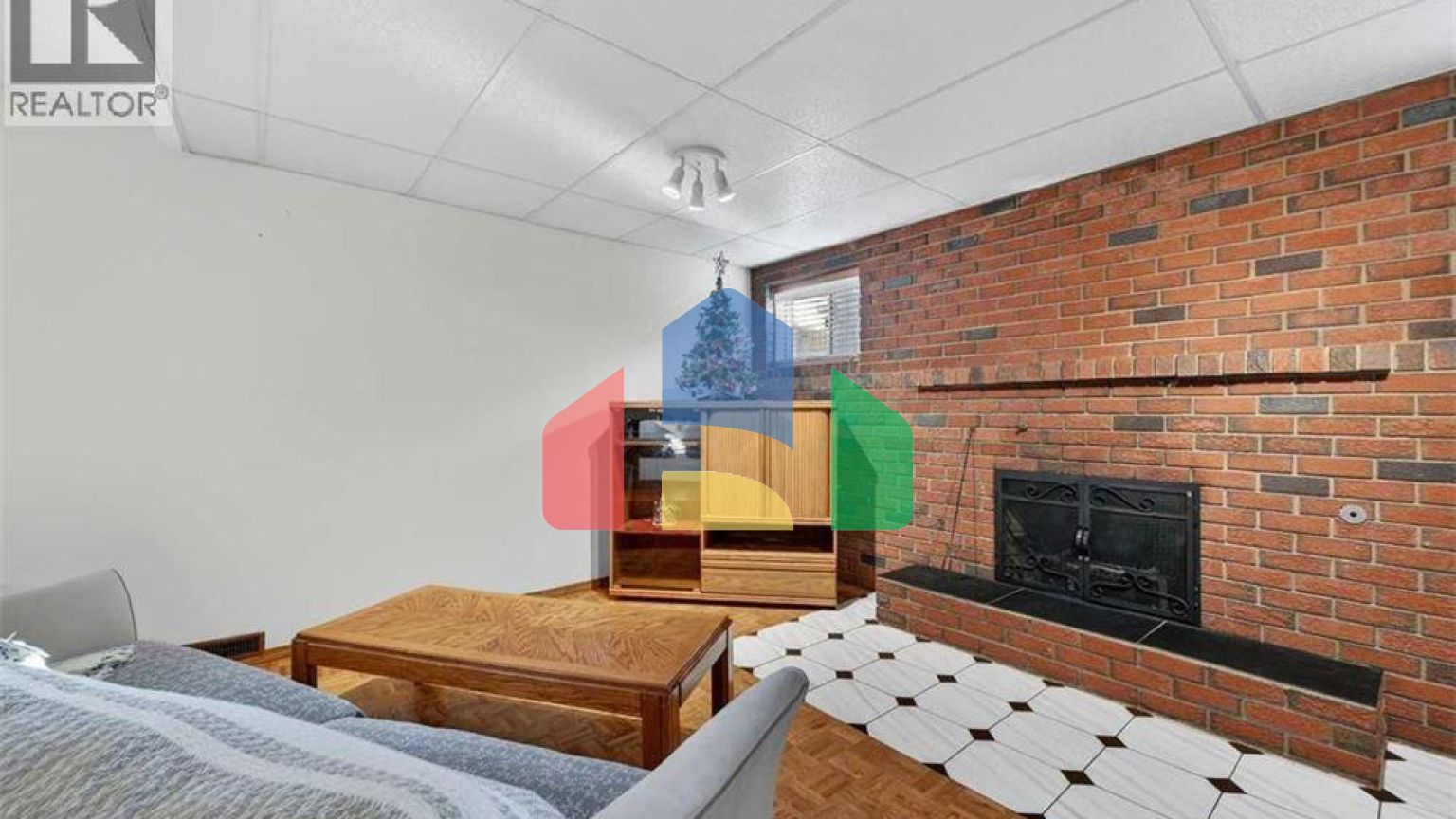 Residential - Single Family Home - Calgary, Canada - Canada