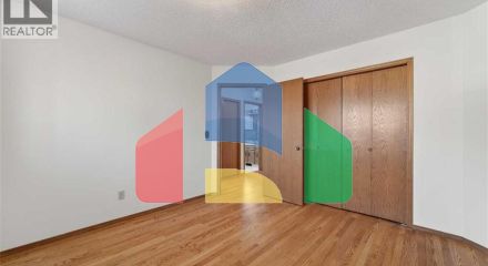 Residential - Single Family Home - Calgary, Canada - Canada