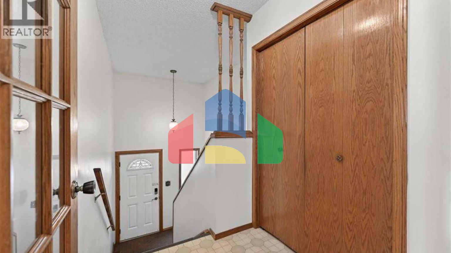 Residential - Single Family Home - Calgary, Canada - Canada