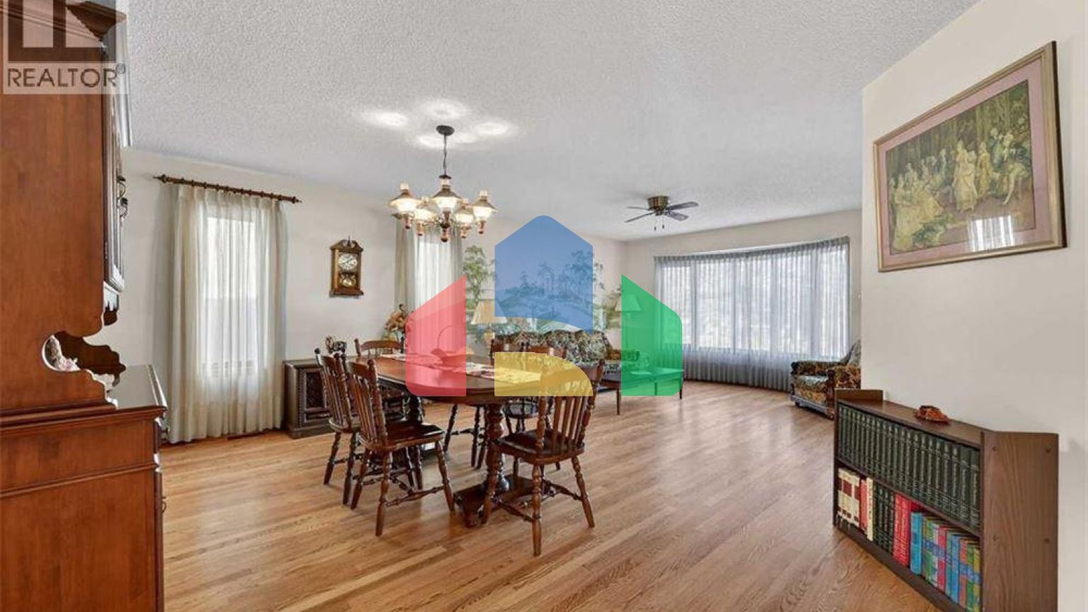 Residential - Single Family Home - Calgary, Canada - Canada