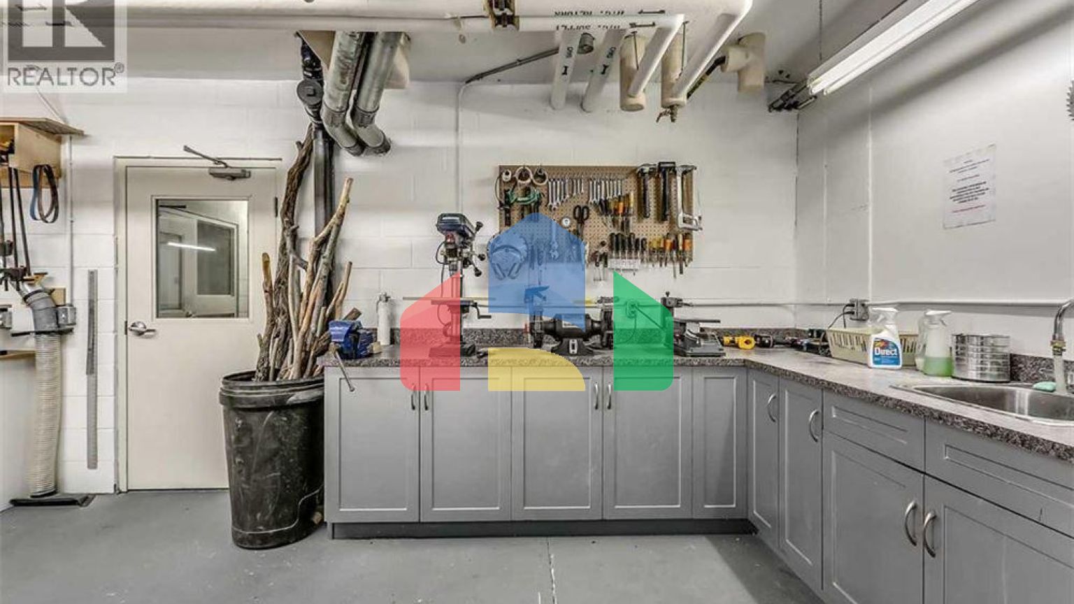 Residential - Condo/Apartment - Calgary, Canada - Canada