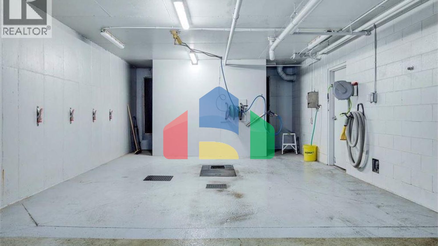 Residential - Condo/Apartment - Calgary, Canada - Canada