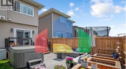 Residential - Single Family Home - Calgary, Canada - Canada