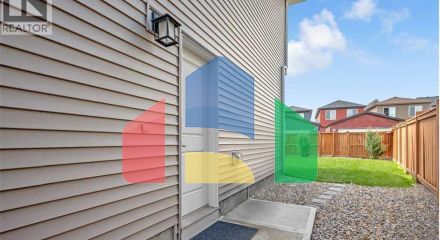 Residential - Single Family Home - Calgary, Canada - Canada