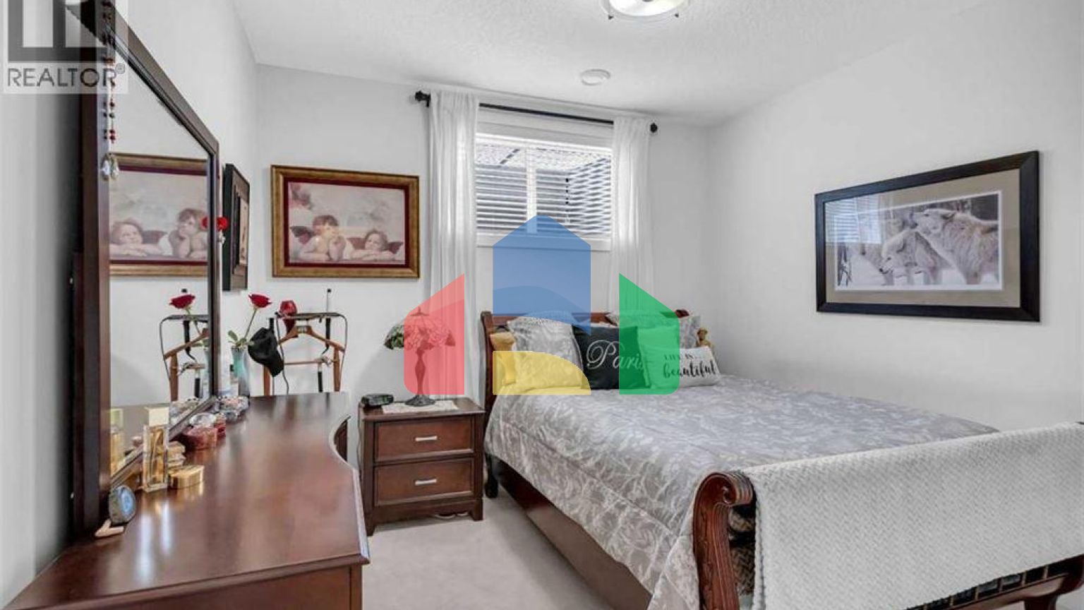 Residential - Single Family Home - Calgary, Canada - Canada