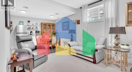 Residential - Single Family Home - Calgary, Canada - Canada