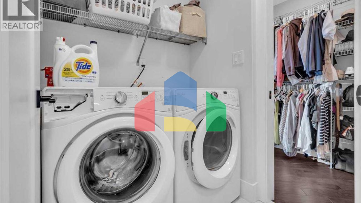 Residential - Single Family Home - Calgary, Canada - Canada