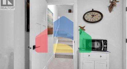 Residential - Single Family Home - Calgary, Canada - Canada