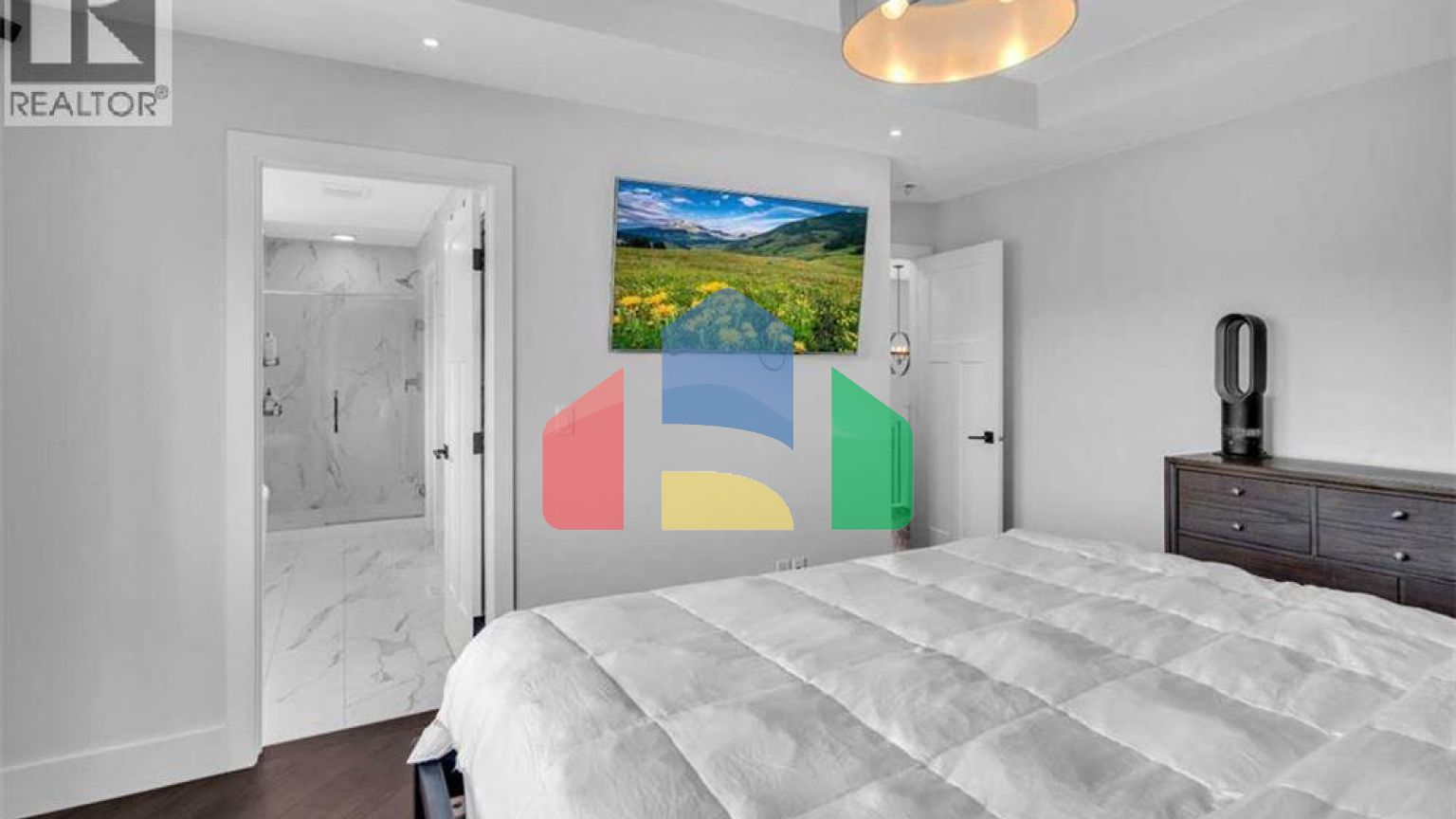 Residential - Single Family Home - Calgary, Canada - Canada