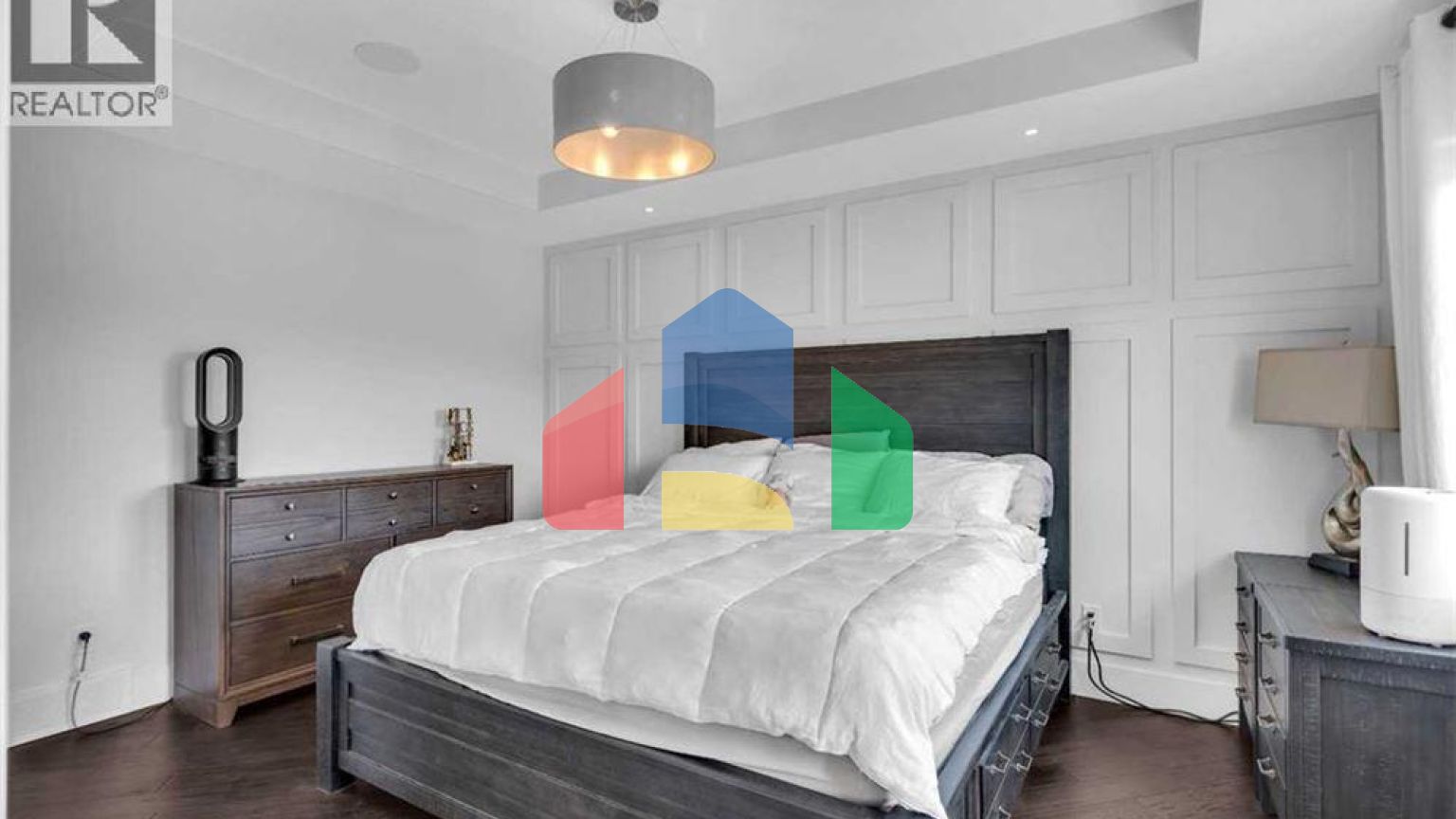 Residential - Single Family Home - Calgary, Canada - Canada