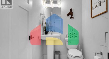 Residential - Single Family Home - Calgary, Canada - Canada