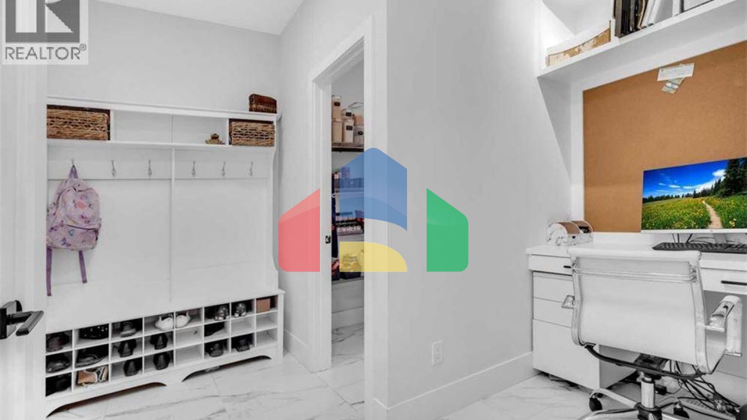 Residential - Single Family Home - Calgary, Canada - Canada