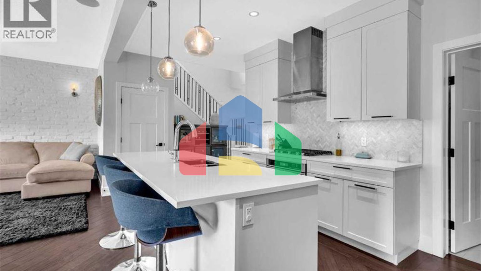 Residential - Single Family Home - Calgary, Canada - Canada