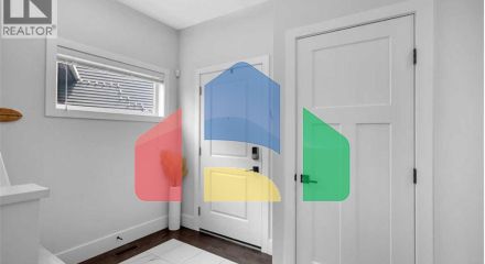 Residential - Single Family Home - Calgary, Canada - Canada