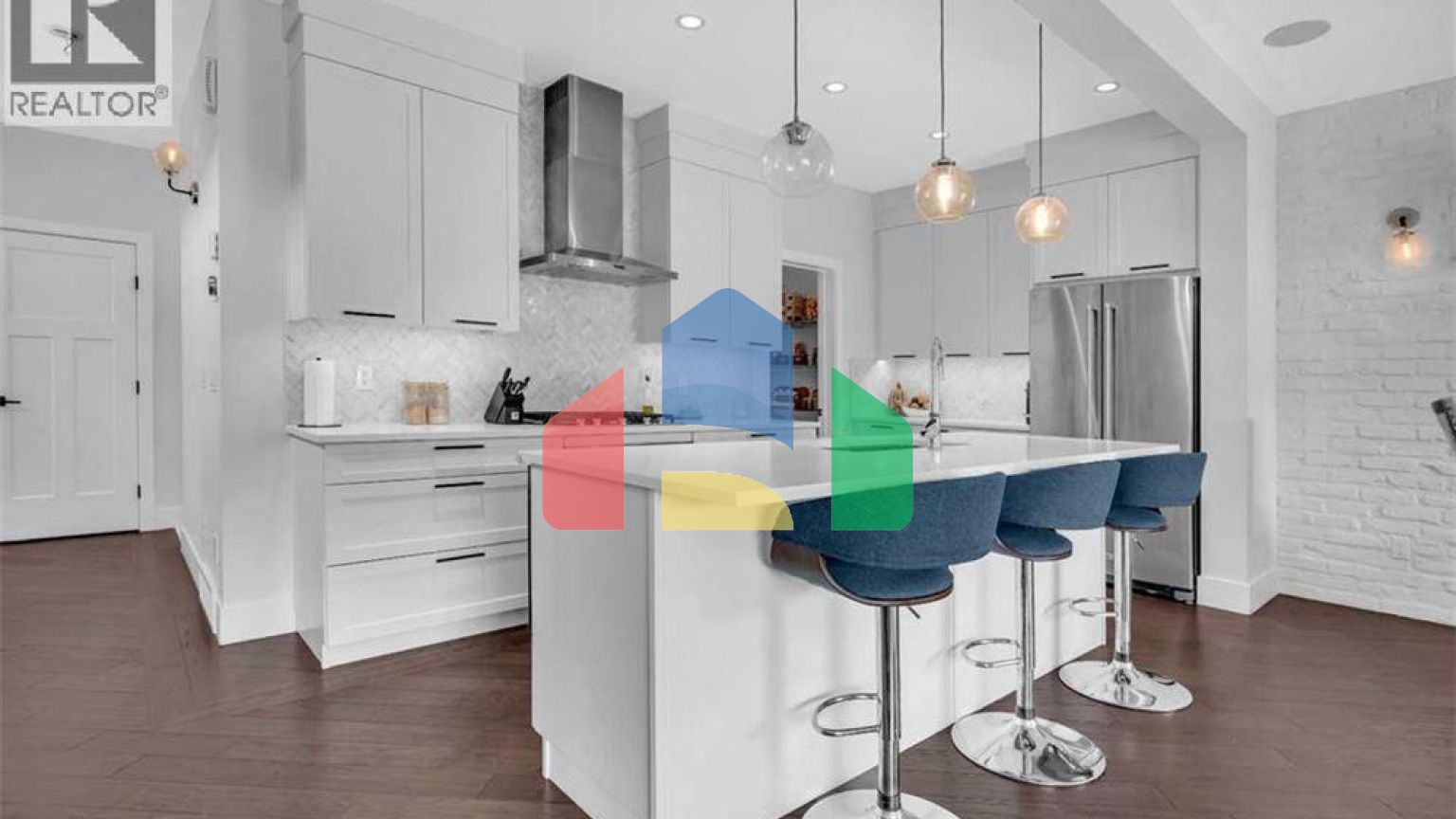 Residential - Single Family Home - Calgary, Canada - Canada