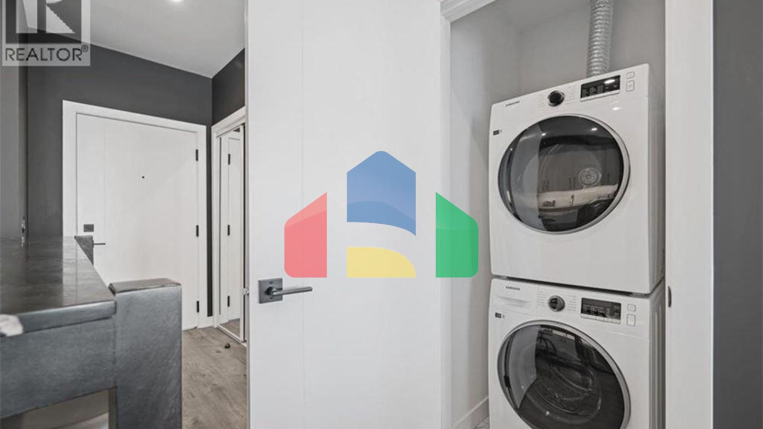 Residential - Condo/Apartment - Calgary, Canada - Canada