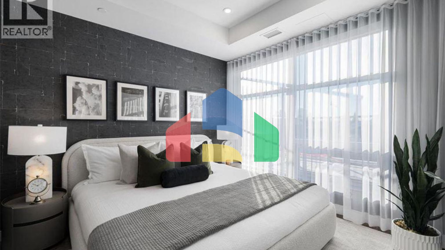 Residential - Condo/Apartment - Calgary, Canada - Canada