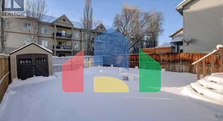 Residential - Single Family Home - Calgary, Canada - Canada