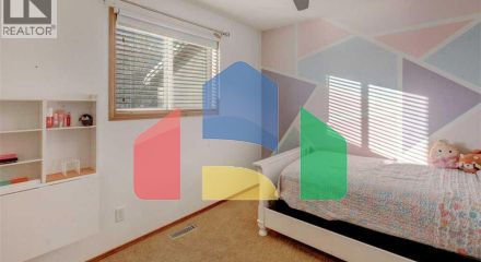 Residential - Single Family Home - Calgary, Canada - Canada