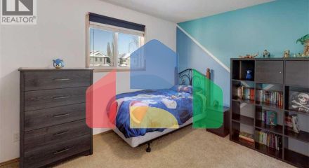 Residential - Single Family Home - Calgary, Canada - Canada