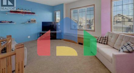 Residential - Single Family Home - Calgary, Canada - Canada