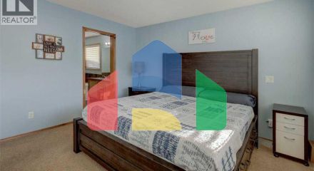 Residential - Single Family Home - Calgary, Canada - Canada