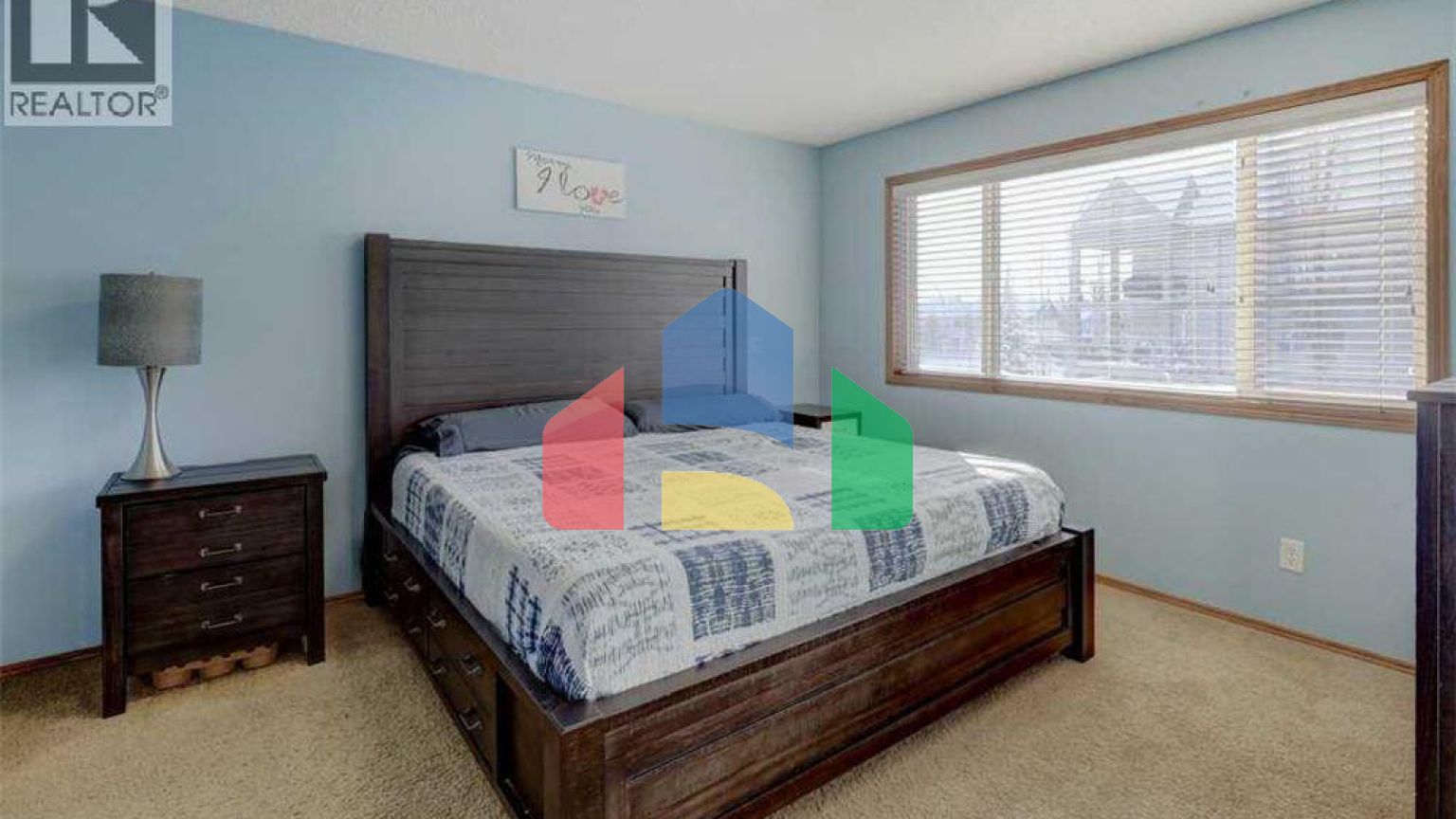 Residential - Single Family Home - Calgary, Canada - Canada