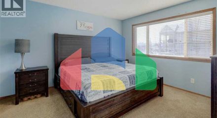 Residential - Single Family Home - Calgary, Canada - Canada