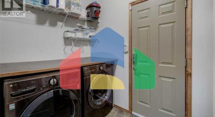 Residential - Single Family Home - Calgary, Canada - Canada