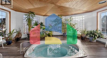 Residential - Single Family Home - Calgary, Canada - Canada