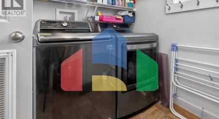 Residential - Single Family Home - Calgary, Canada - Canada